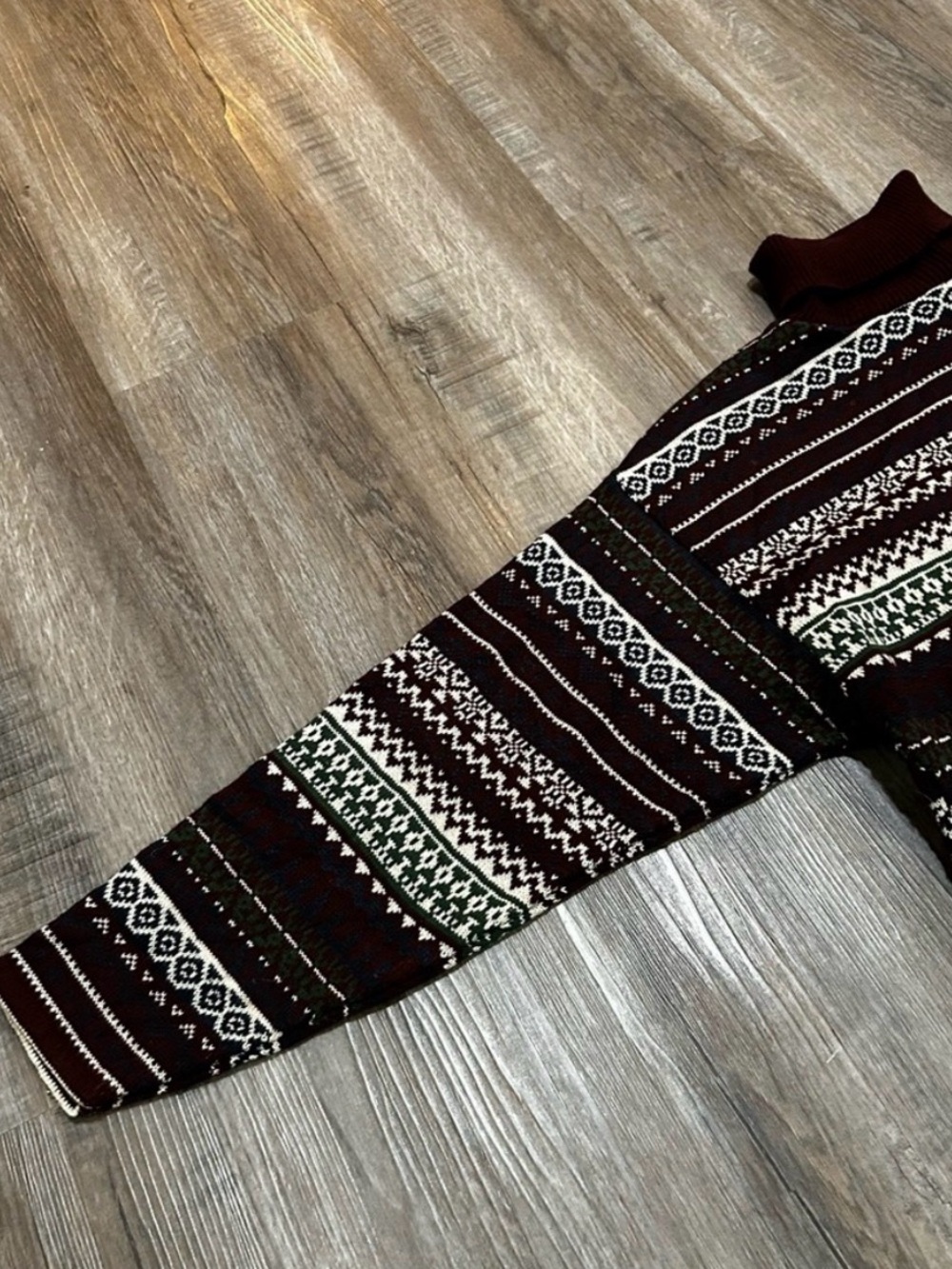 Fair Isle Turtleneck Sweater Maroon Burgundy Vintage Style Nordic Winter S/M - Picture 6 of 9